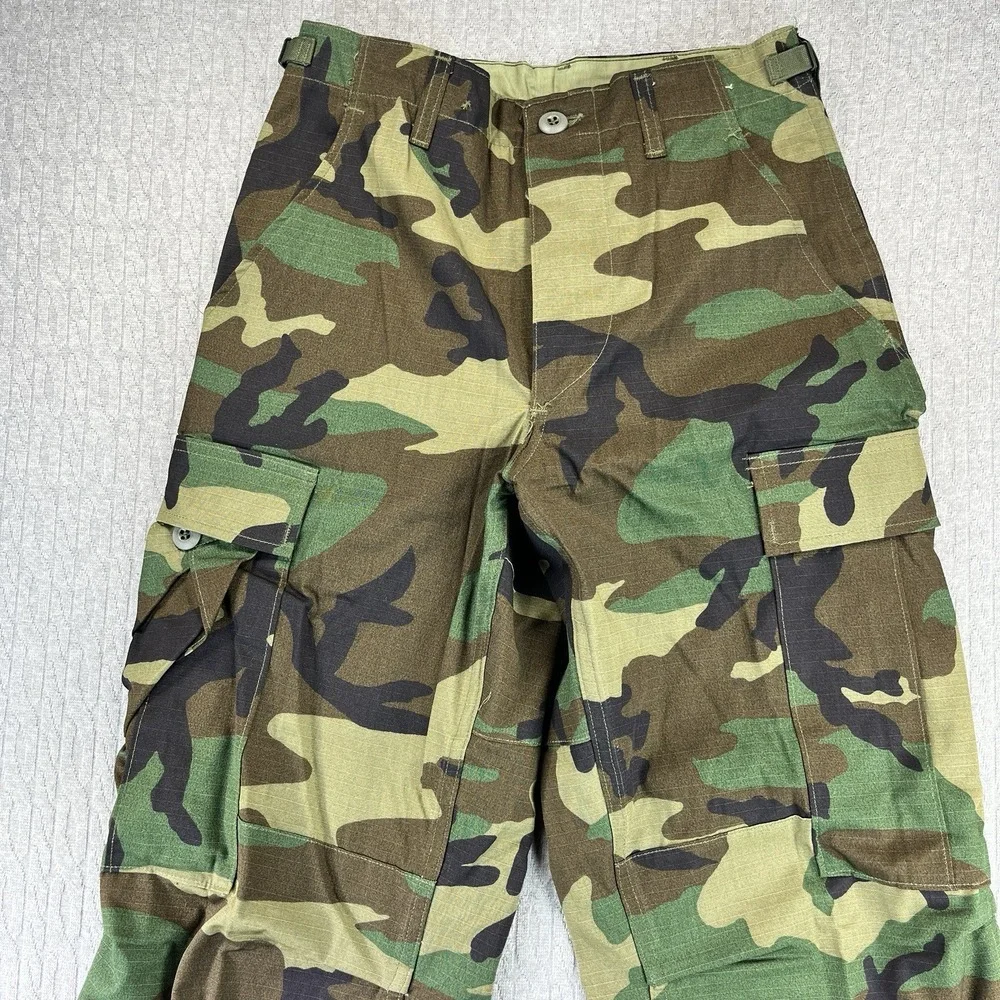 V-45 Army‎ military pants new without tags Men/women (S) double knee cameo cargo